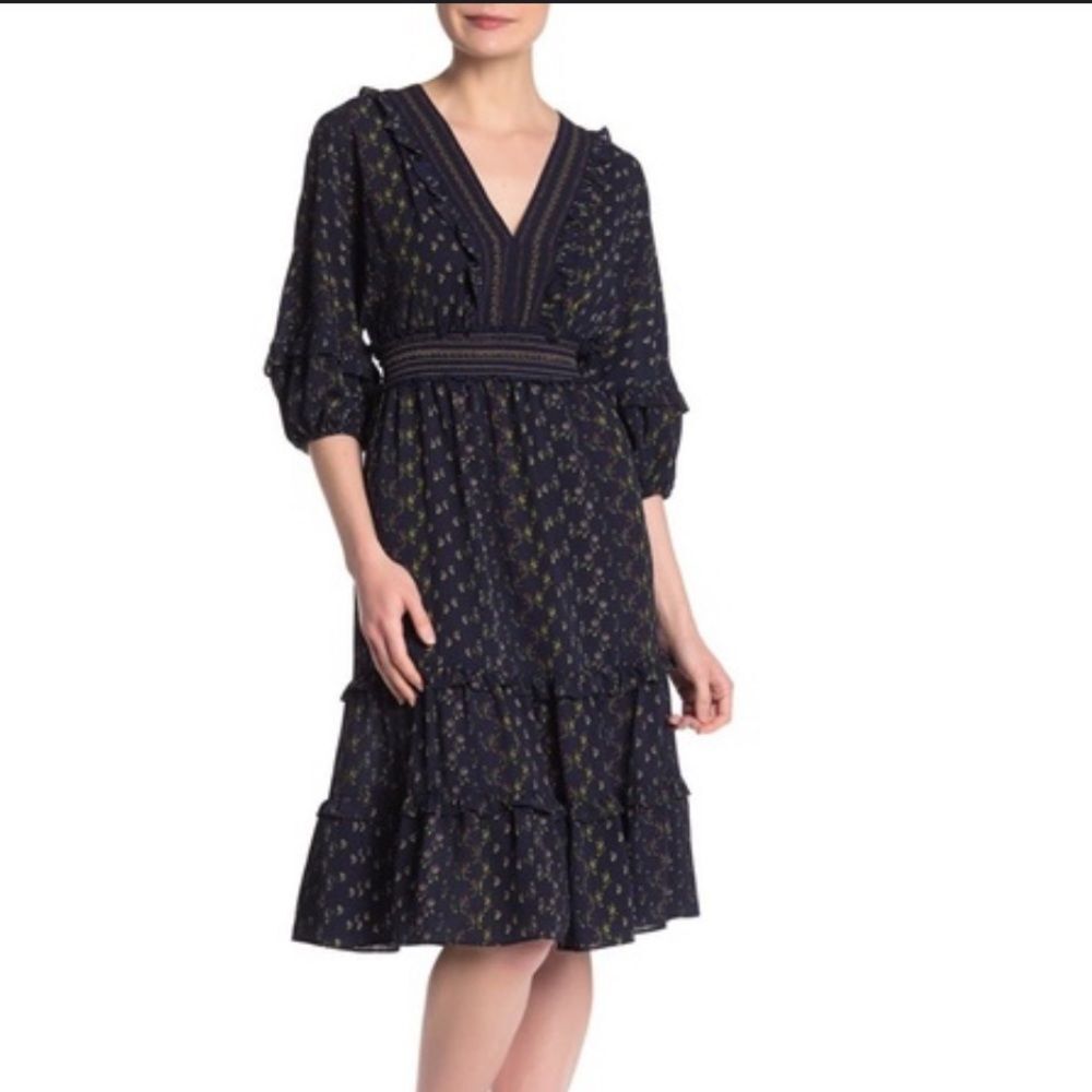 Max Studio | V-Neck Empire Waist Dress | Size Medium